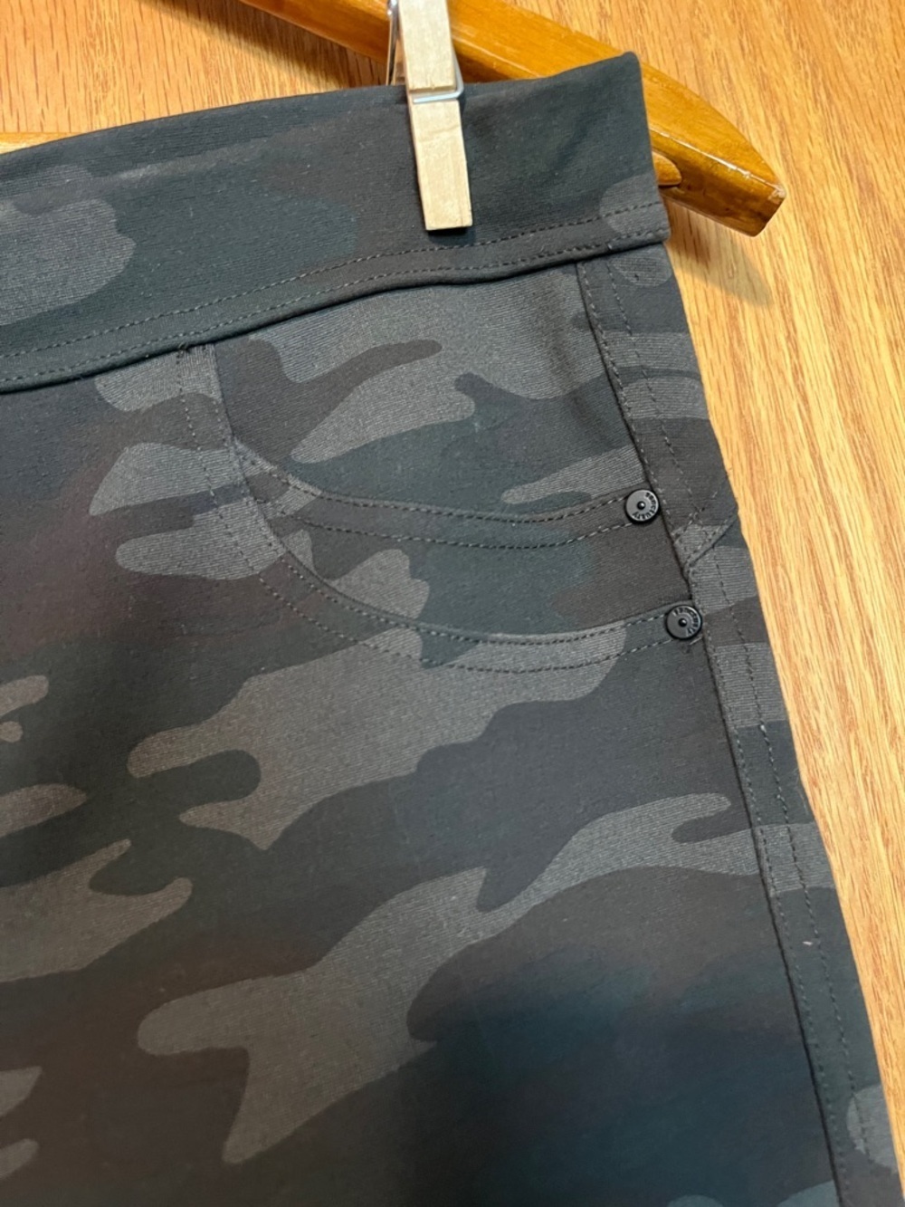 Sanctuary Green Camo Leggings - Picture 7 of 12